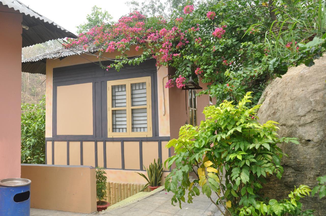 Foy'S Lake Resort Dakhin Kattali Exterior foto